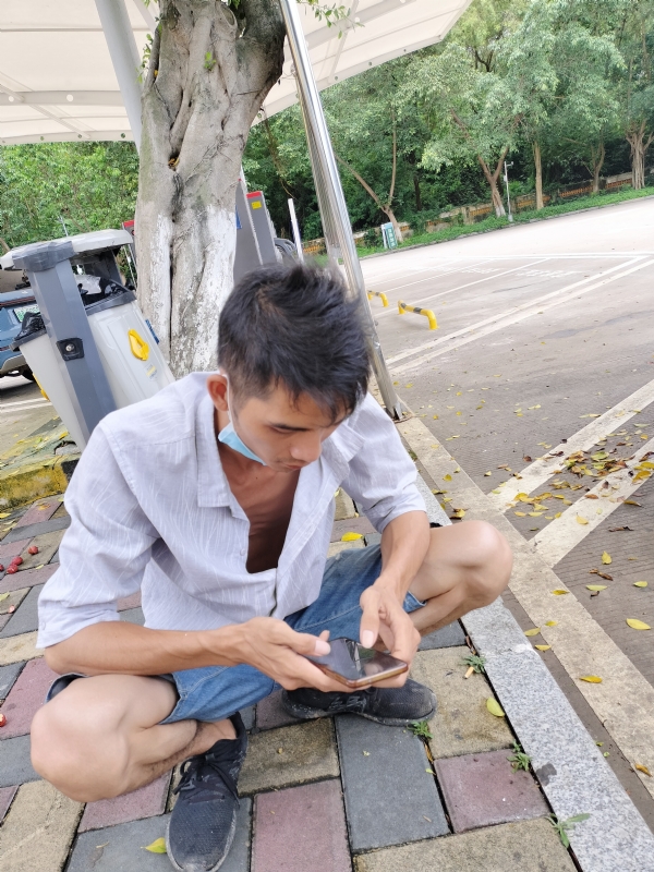 太累了的第一张照片--靖西闪婚服务中心
